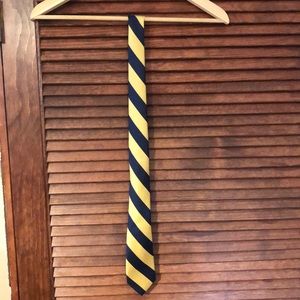 Lands end boys gold tie